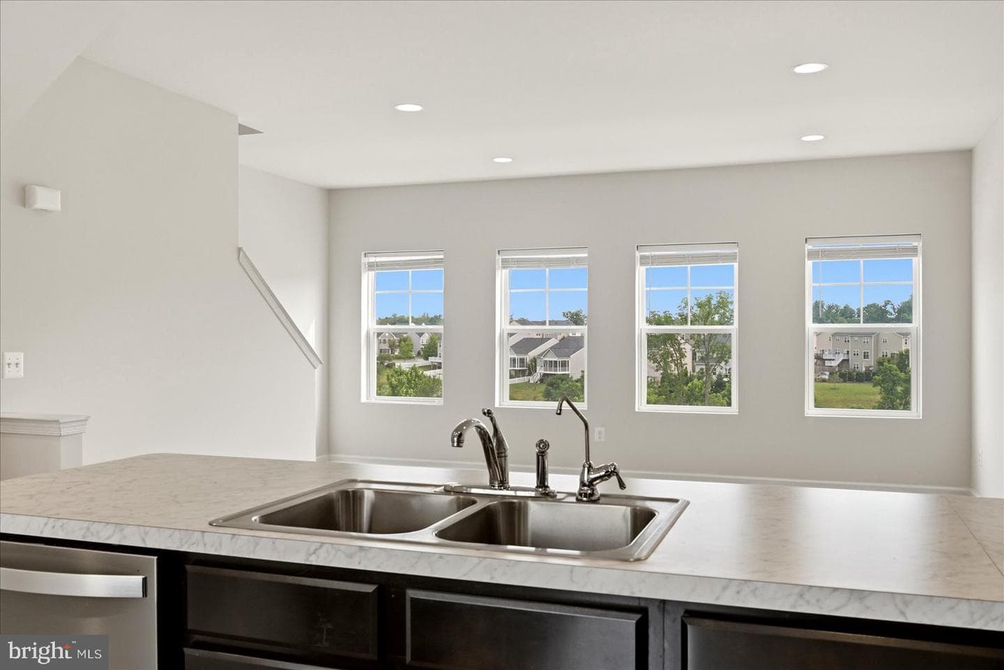 246 Norland Knoll photo 16