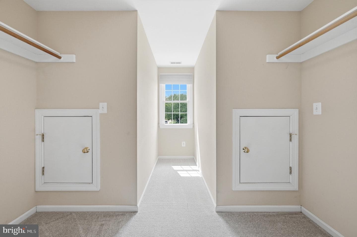 104 Bramble Court photo 32