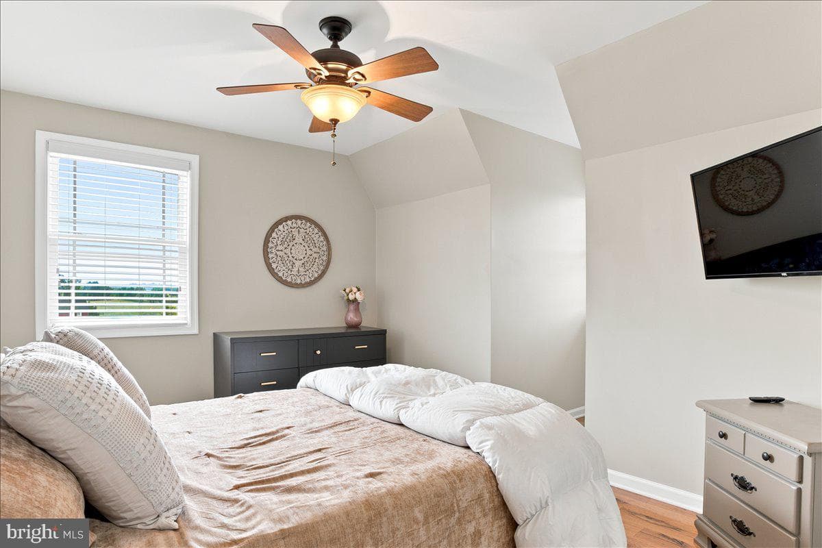 461 Veterans Road photo 110