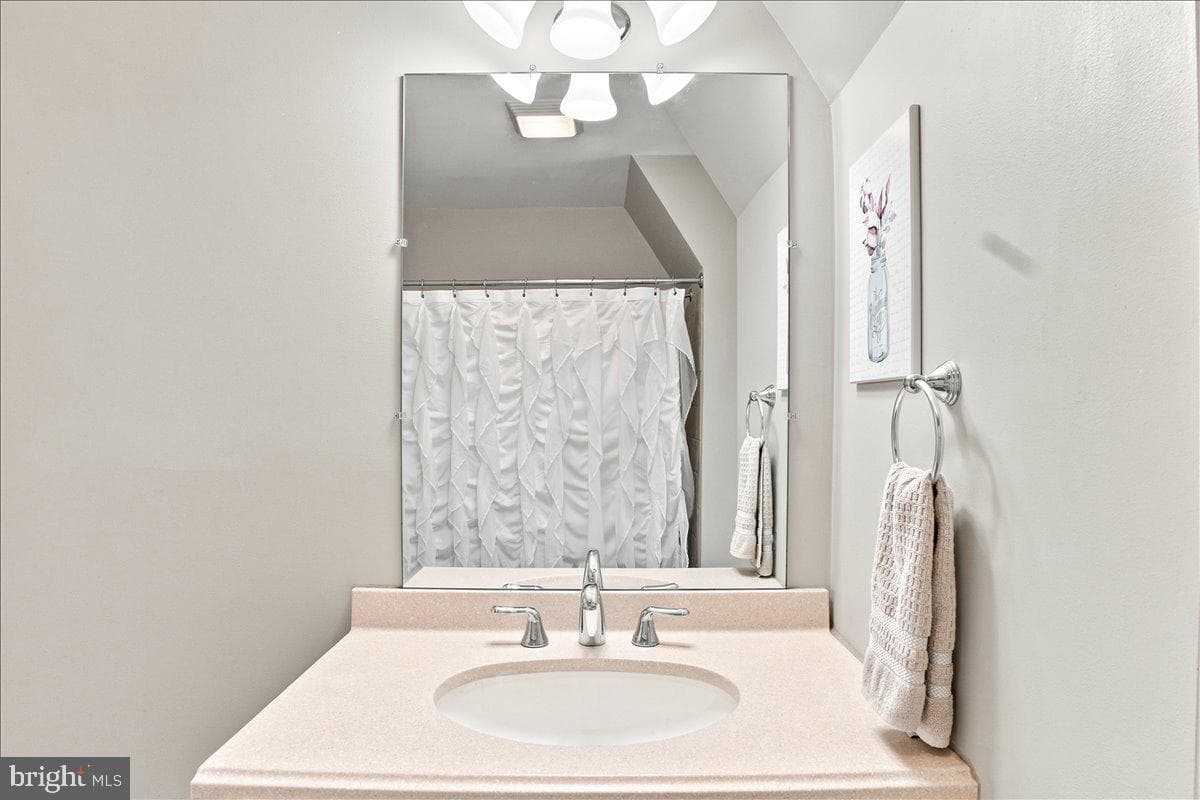 461 Veterans Road photo 125