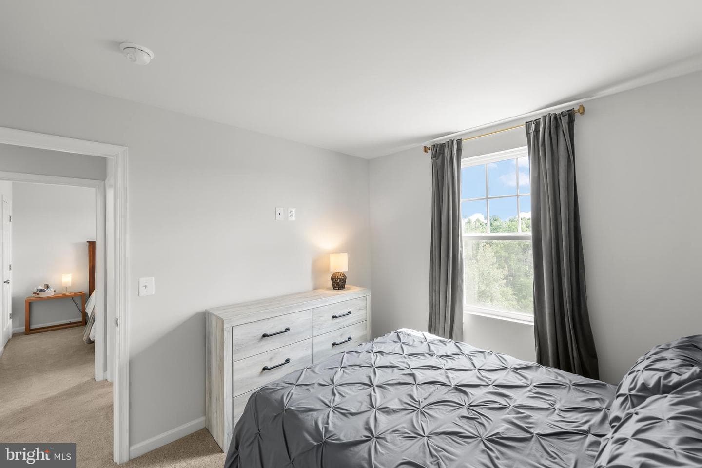 242 Barrister St photo 36