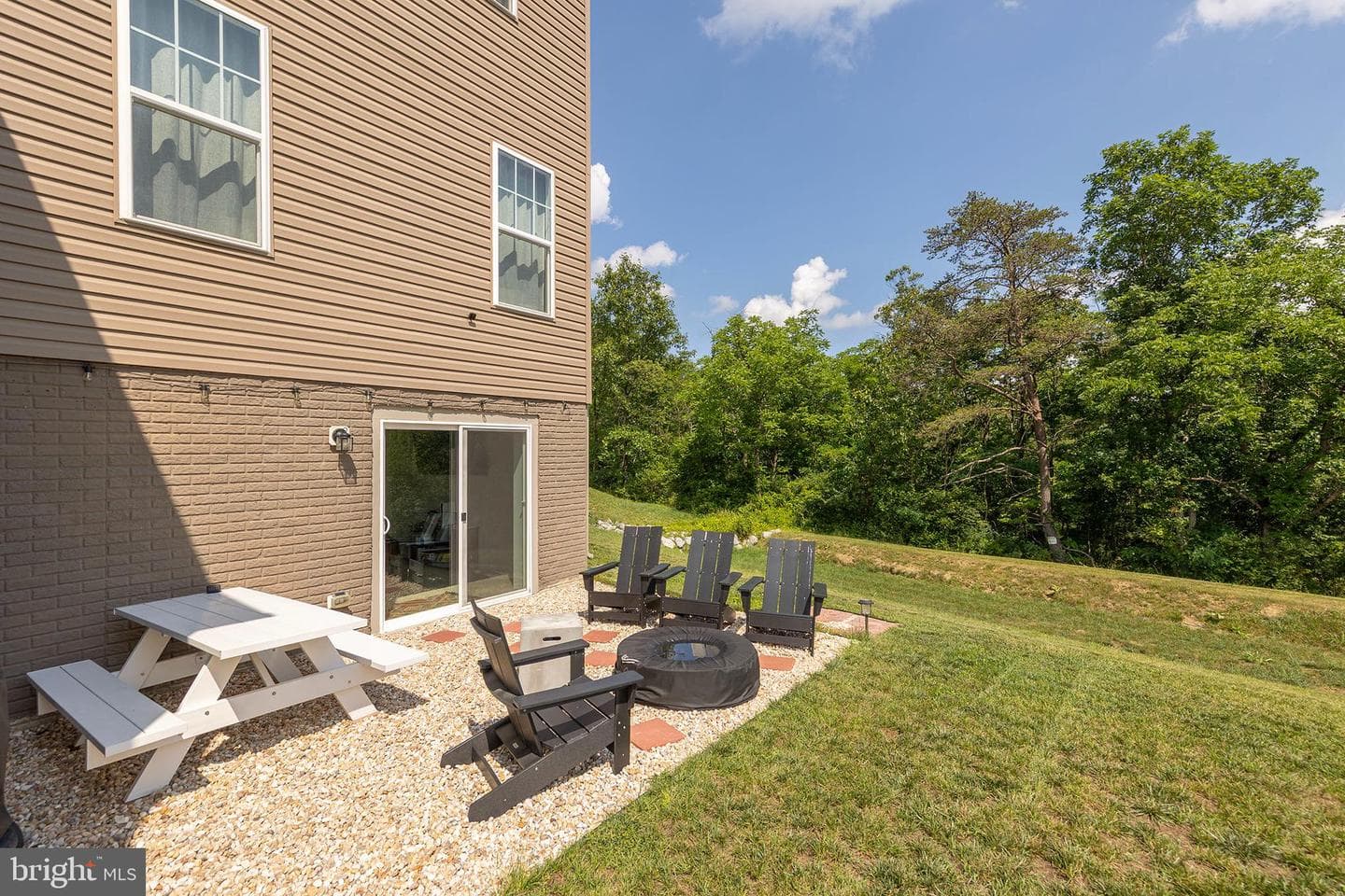 242 Barrister St photo 54