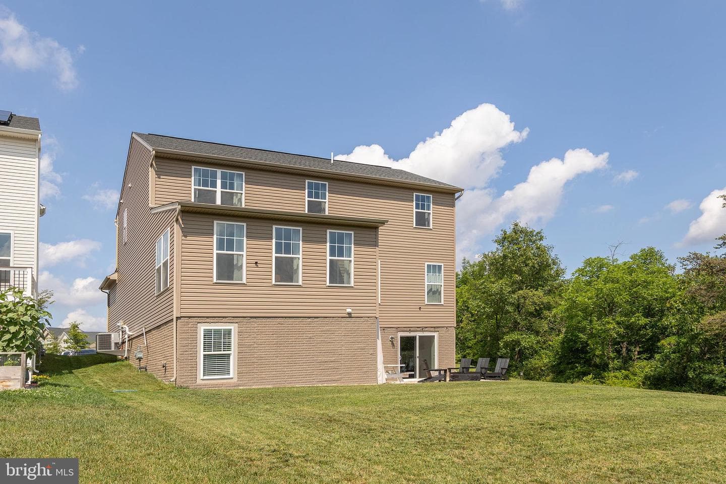 242 Barrister St photo 56