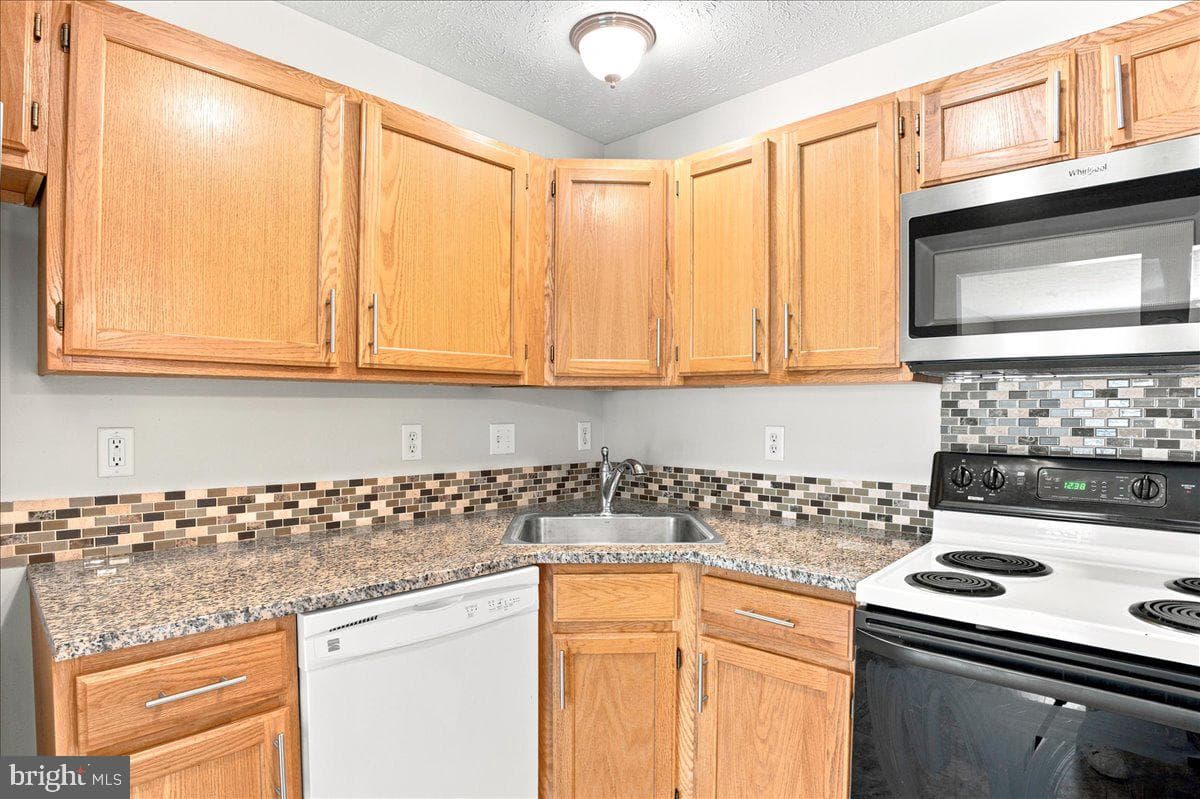 127 Brookland Terrace #8 photo 10