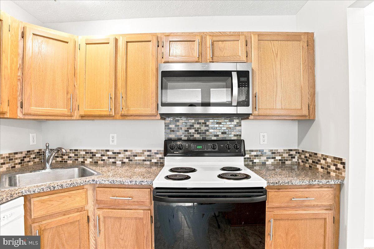 127 Brookland Terrace #8 photo 11