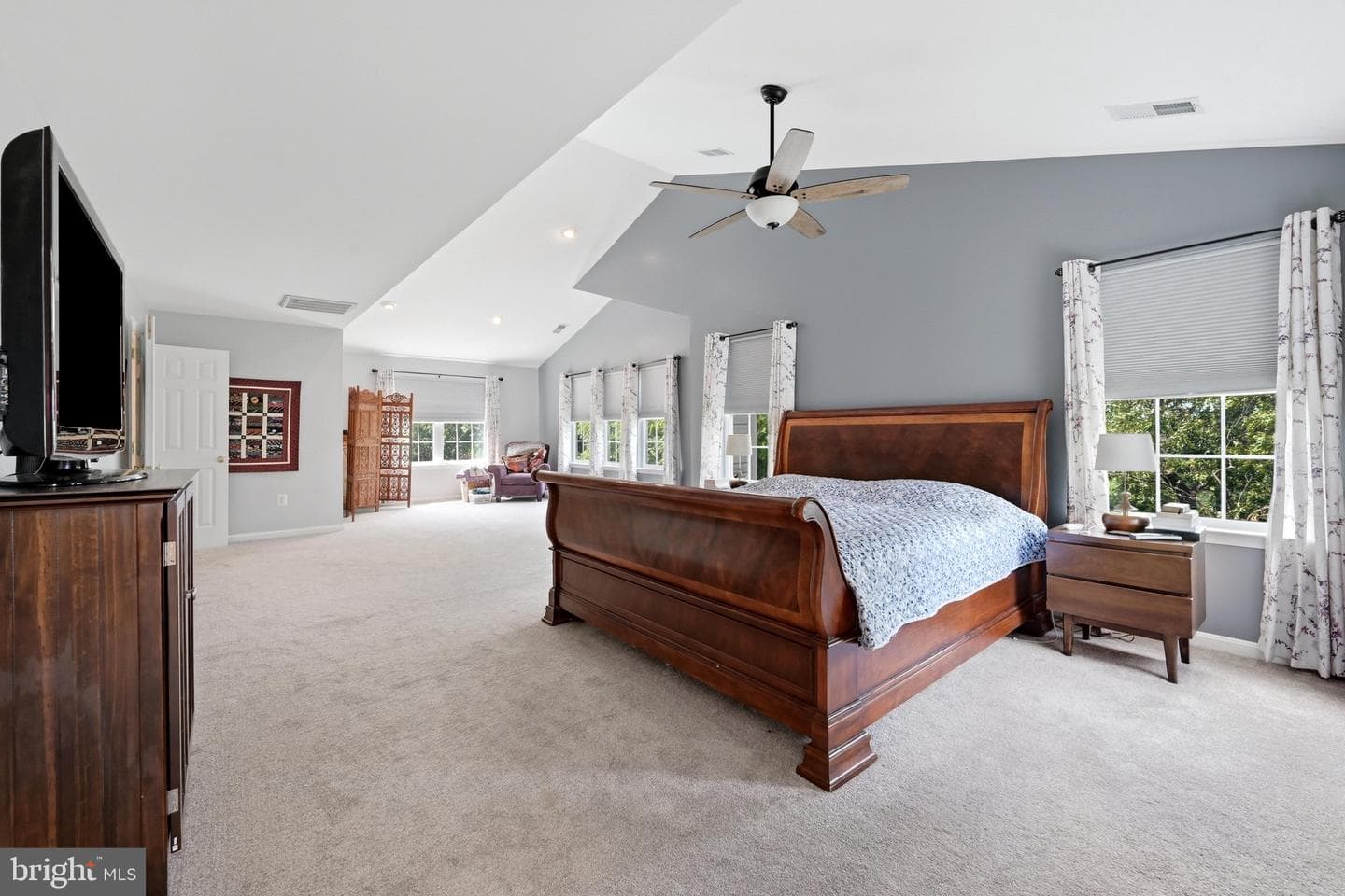 231 Rebecca Drive photo 45