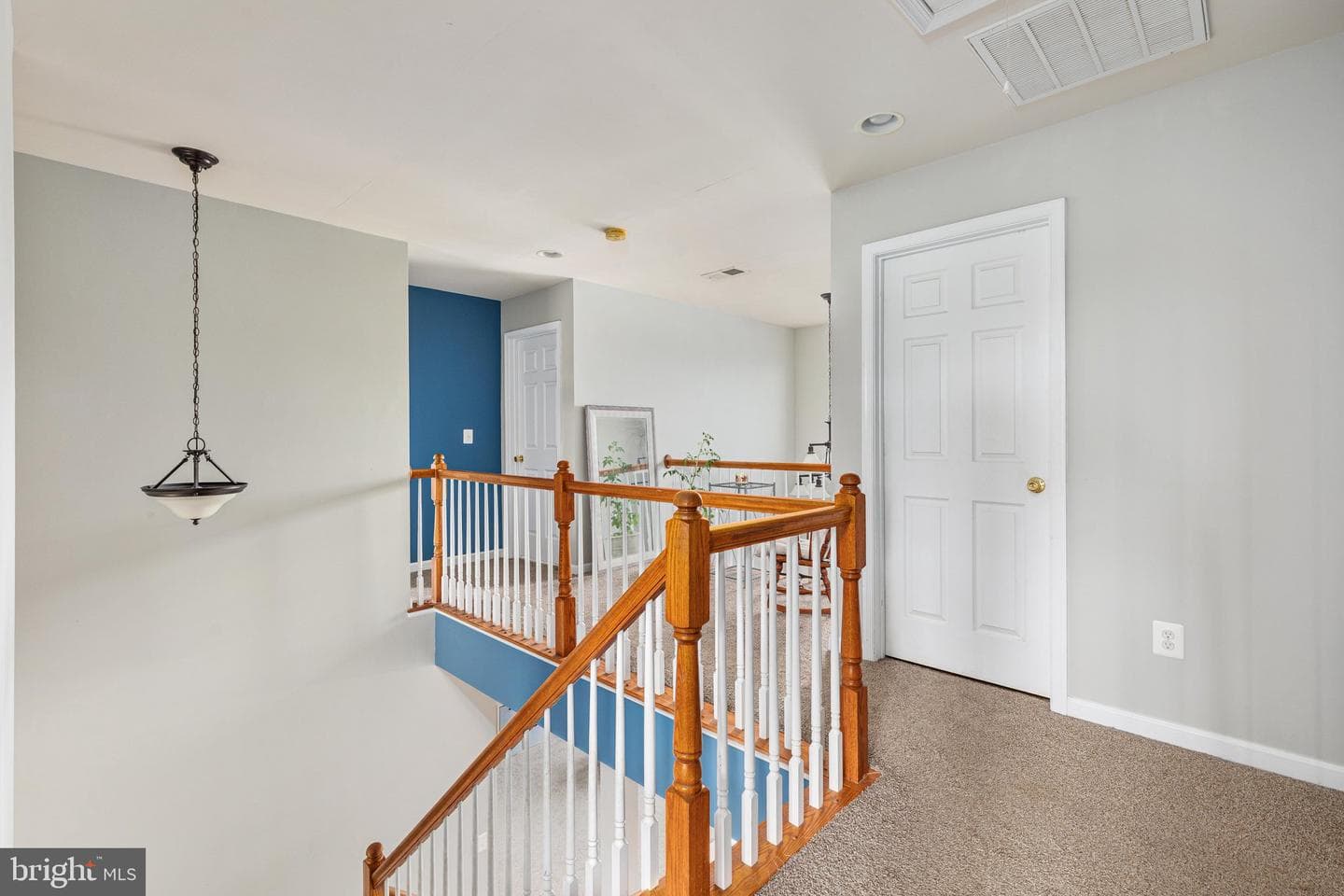 108 Glasgow Court photo 29
