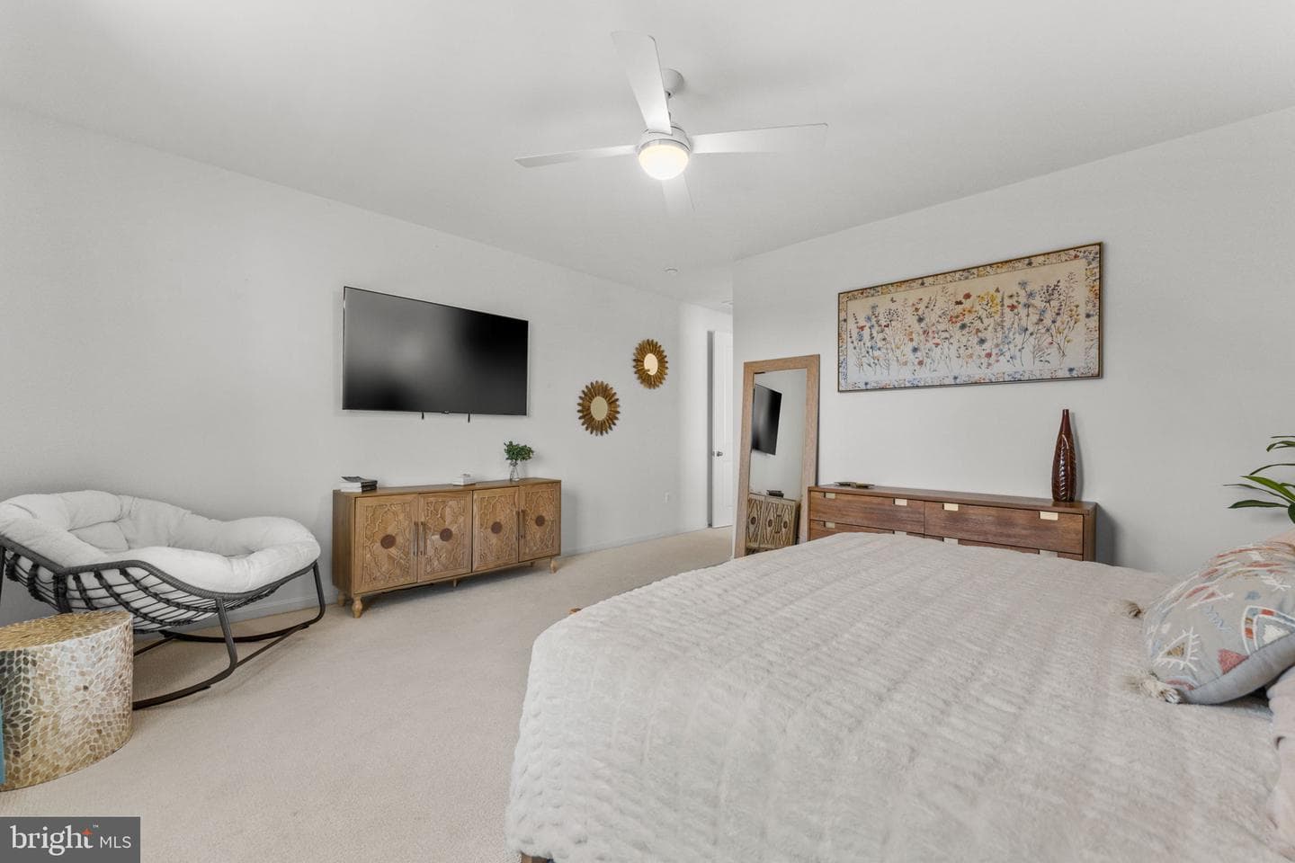 132 Triangle Court photo 29