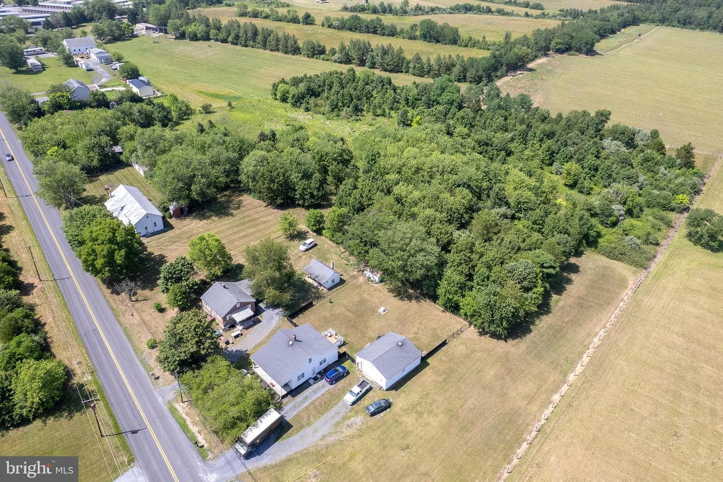 751 Old Charles Town Rd photo 28