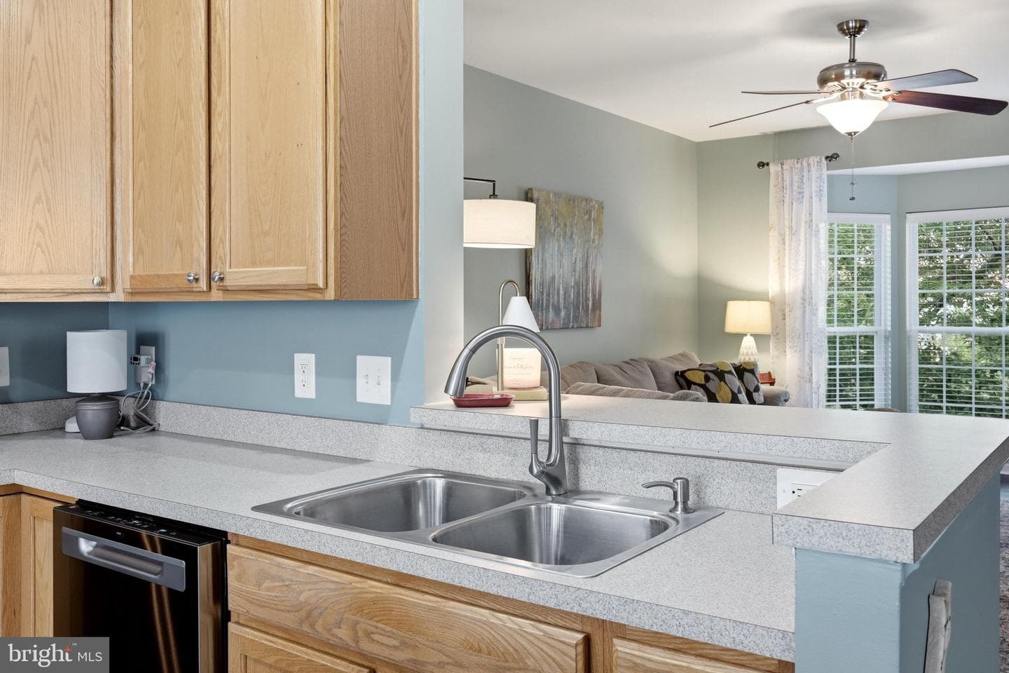 140 Pittman Court photo 27