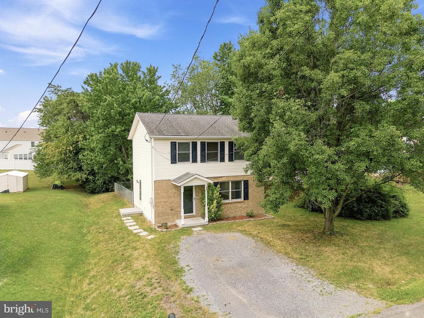 100 Oakmont Circle, Winchester