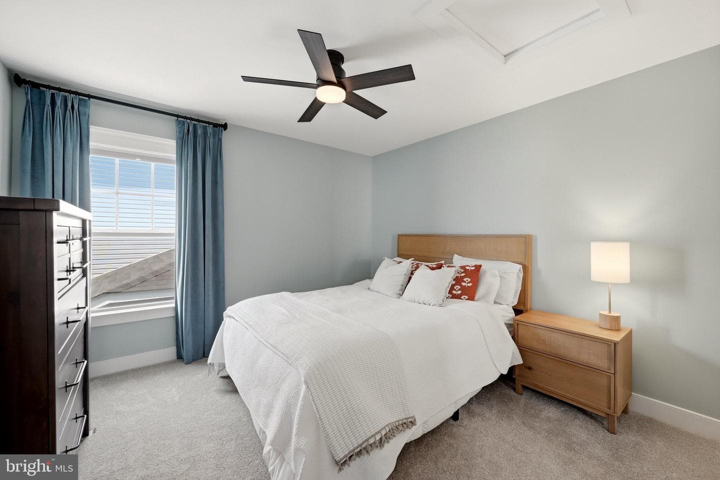 102 Crofton Court photo 42
