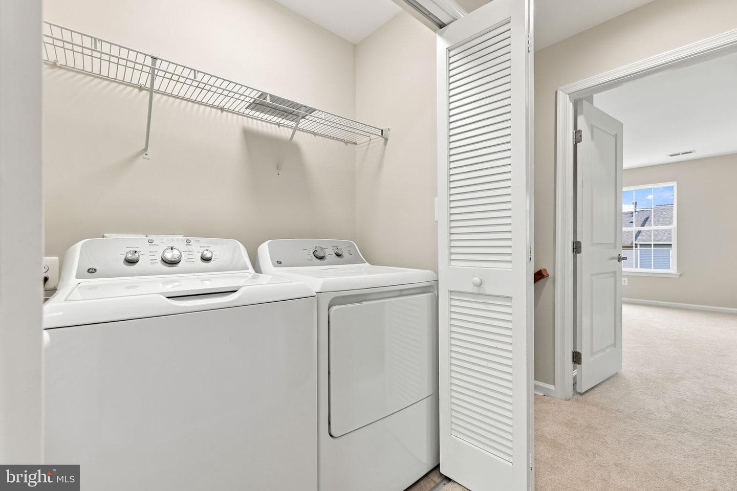 102 Argyle Court photo 33