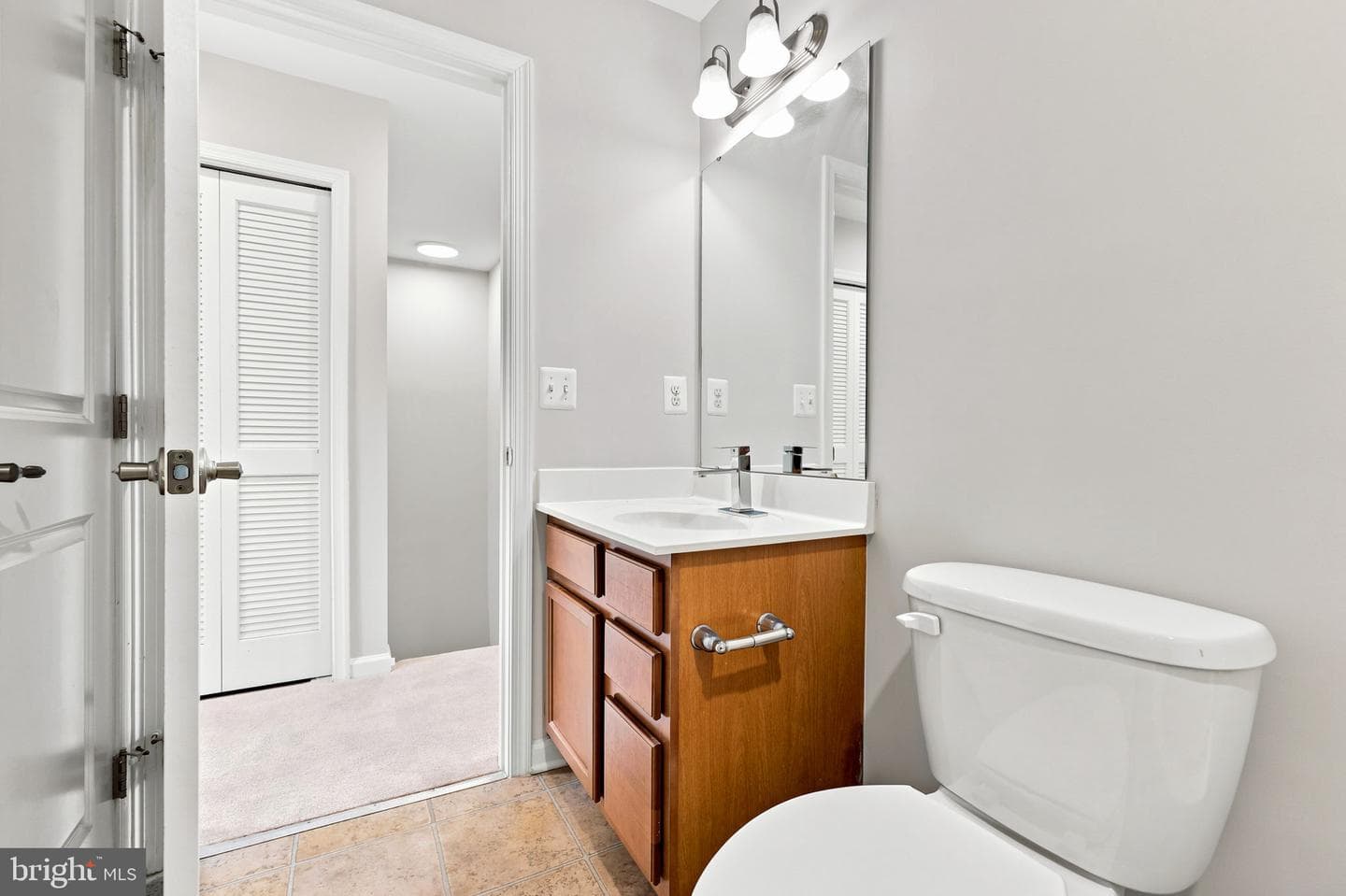 102 Argyle Court photo 35