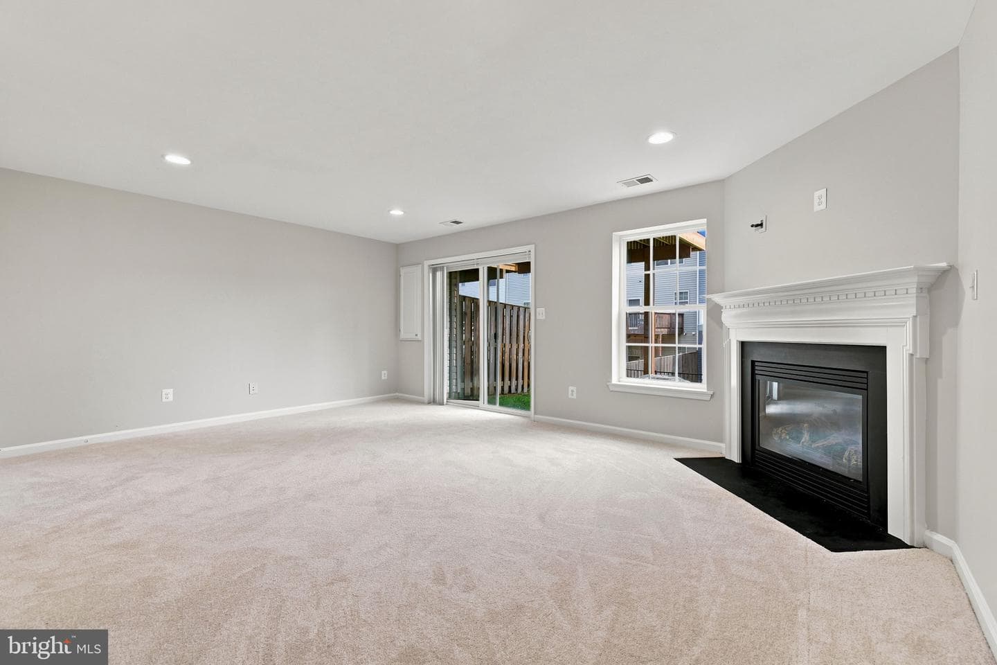 102 Argyle Court photo 40