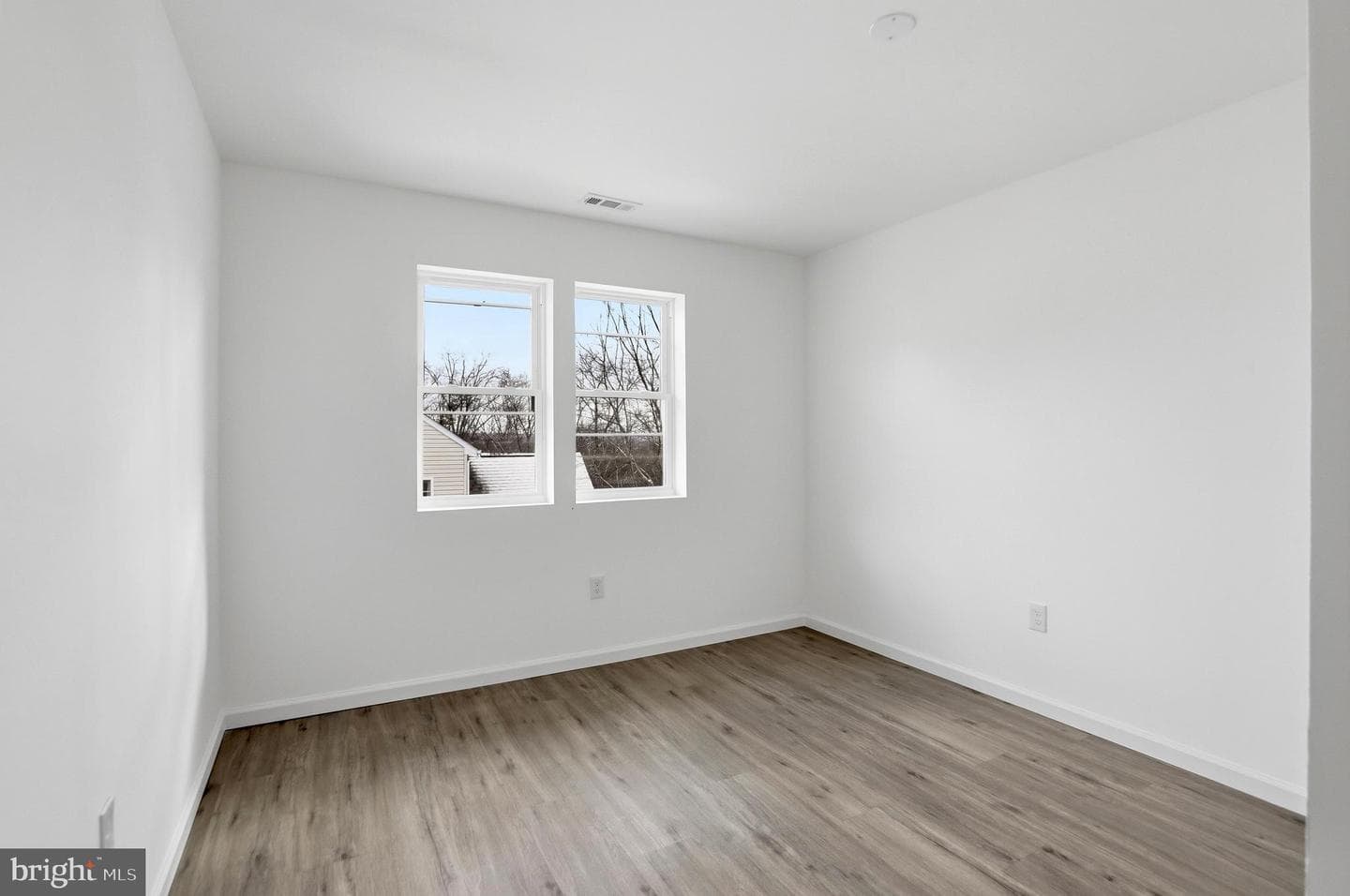 607 S Lakeview Drive photo 28