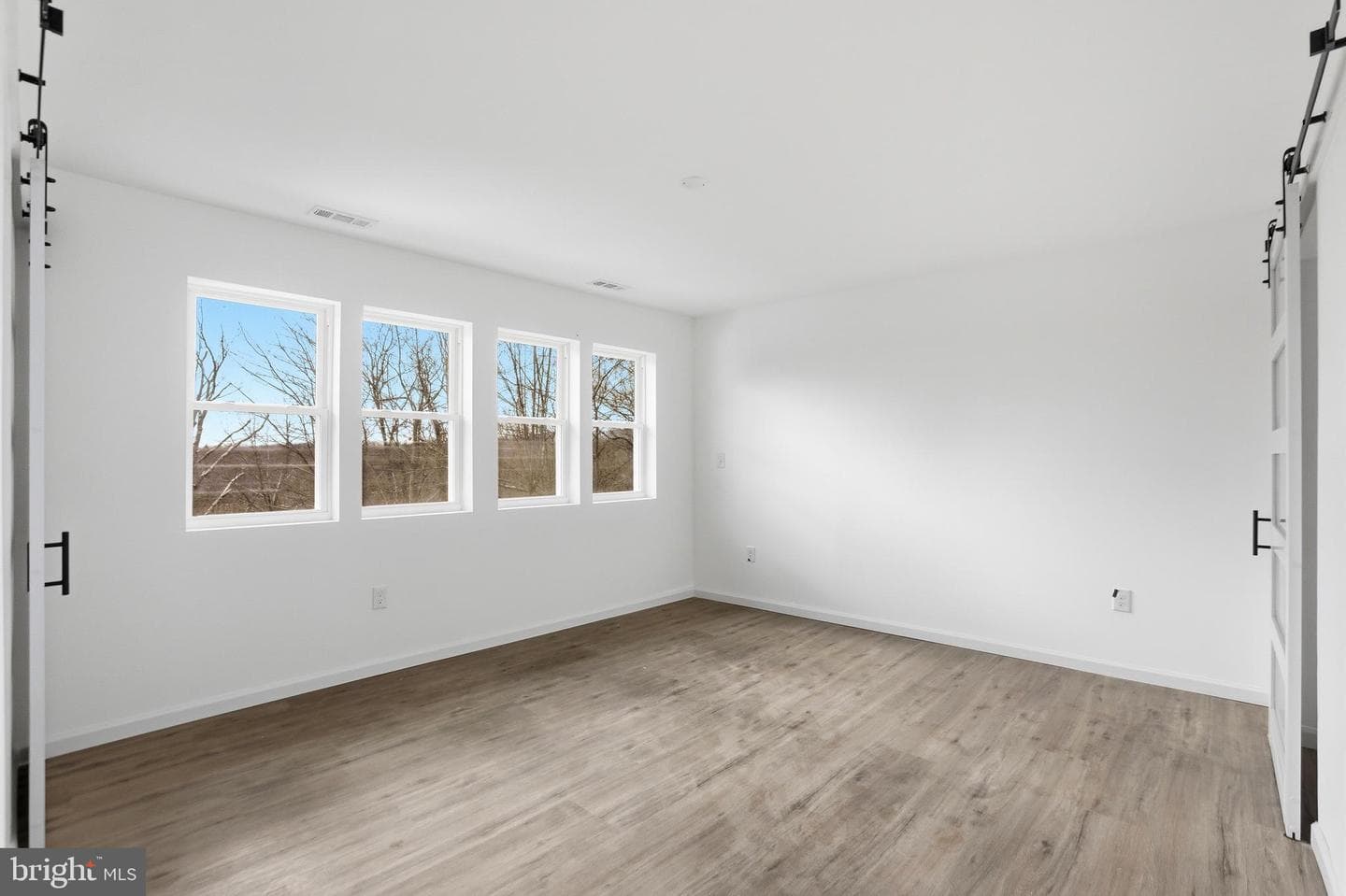 607 S Lakeview Drive photo 29