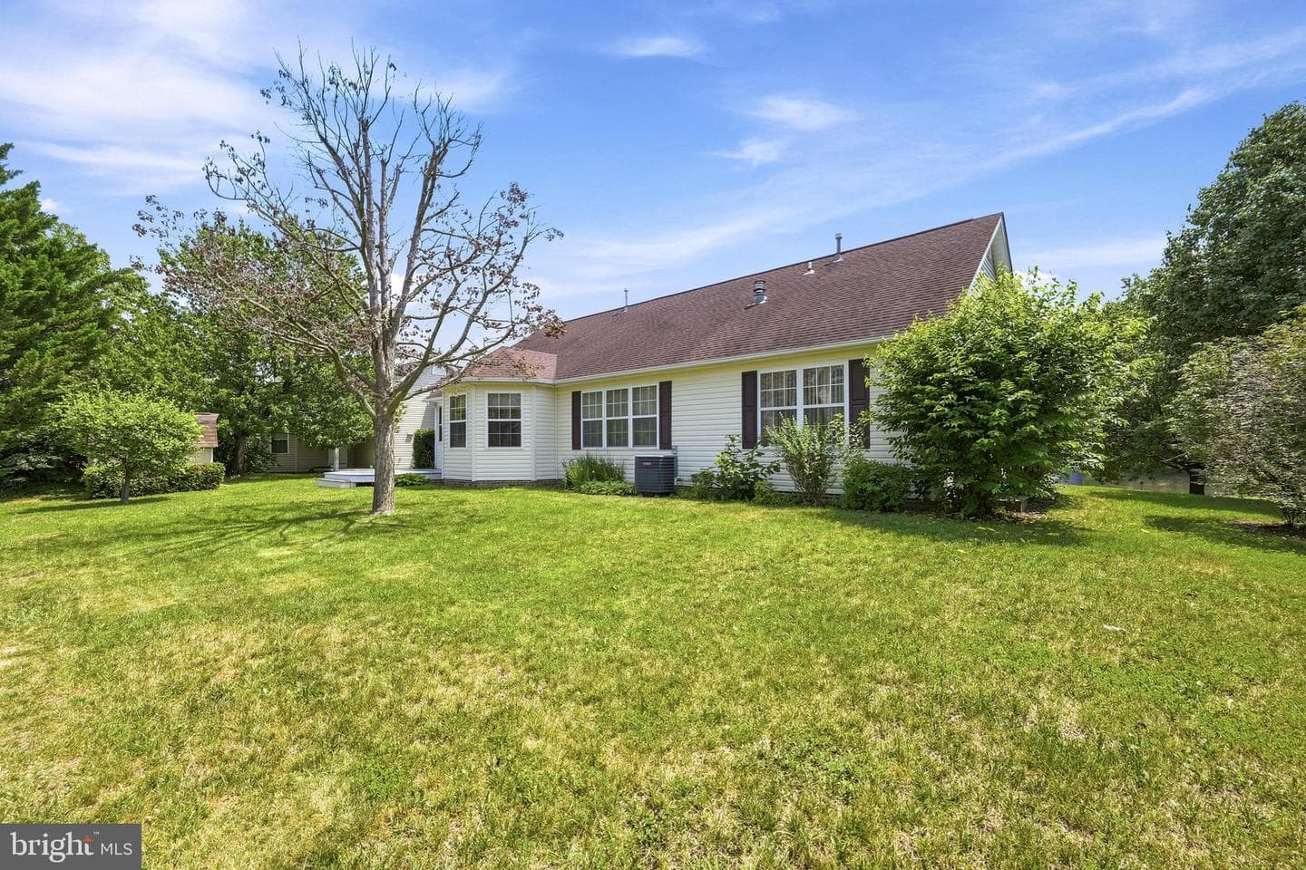 231 Bentley Avenue photo 54