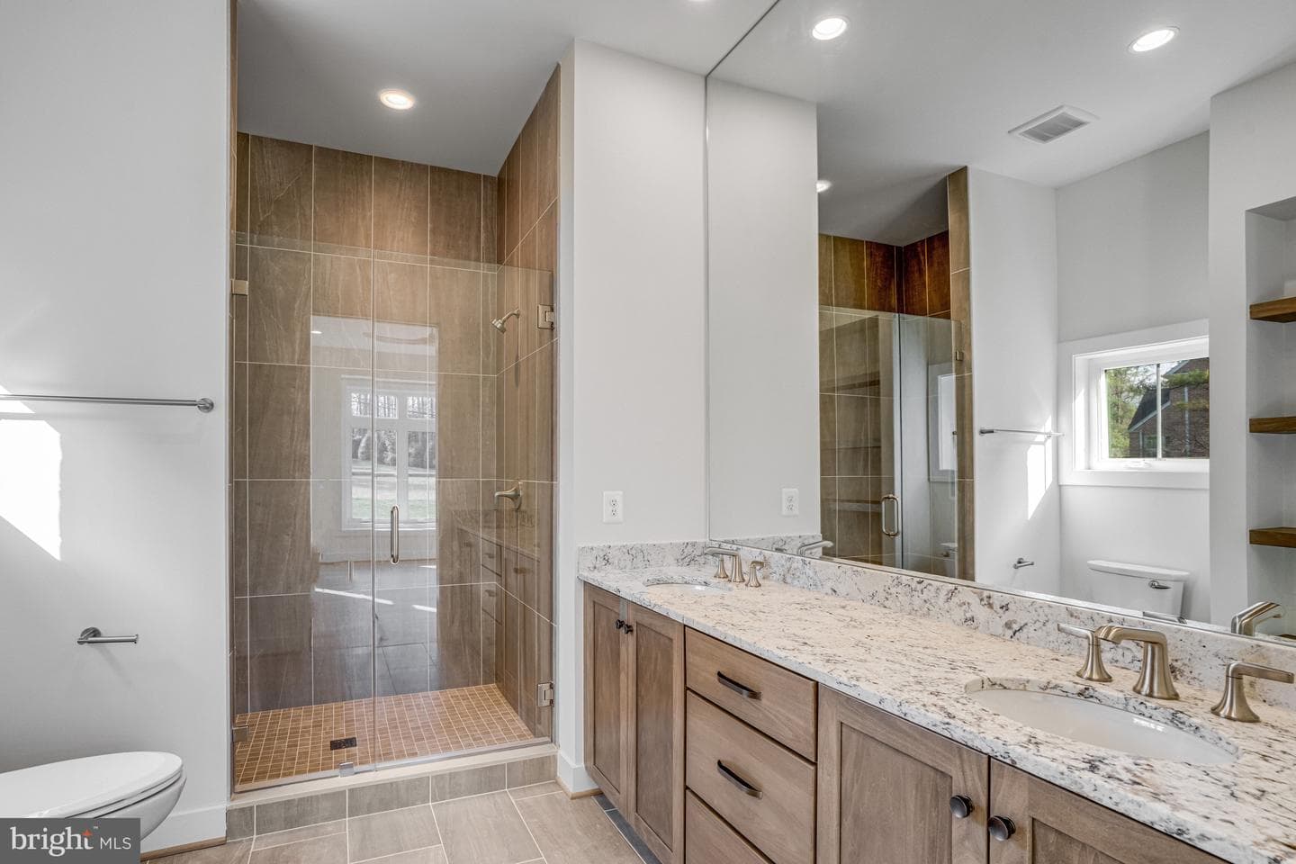 1002 Springvale Road photo 37