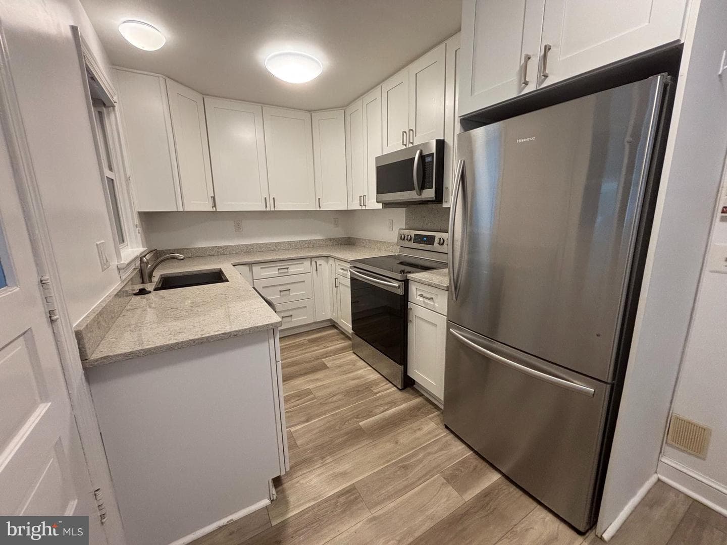 650 Walker Road photo 11