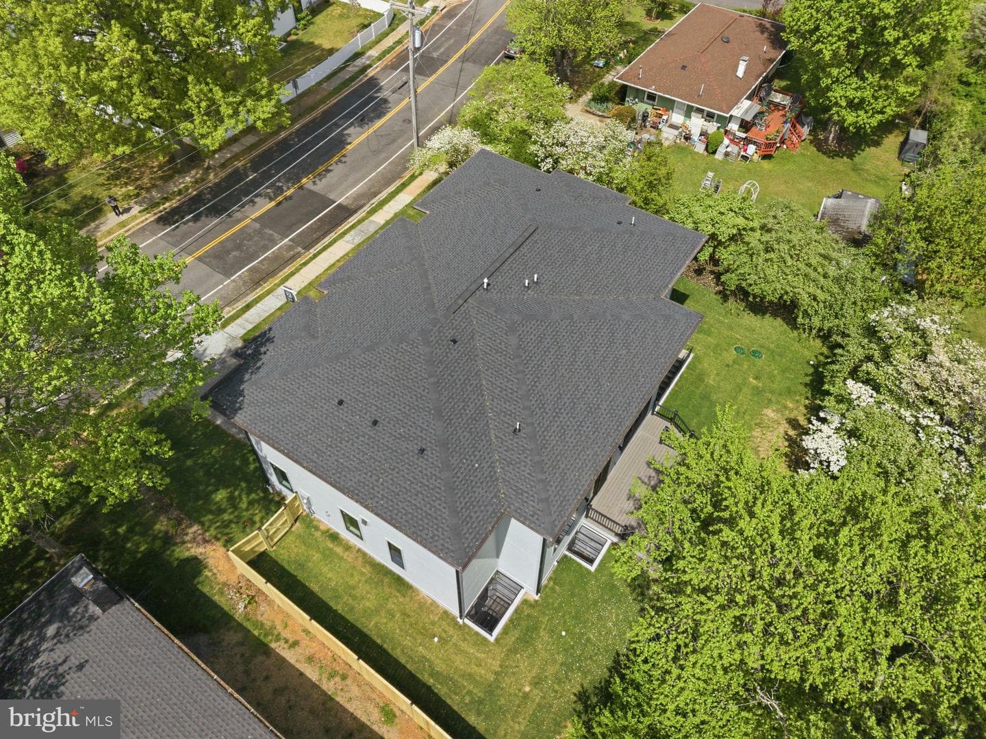 402 Marshall Road SW photo 66