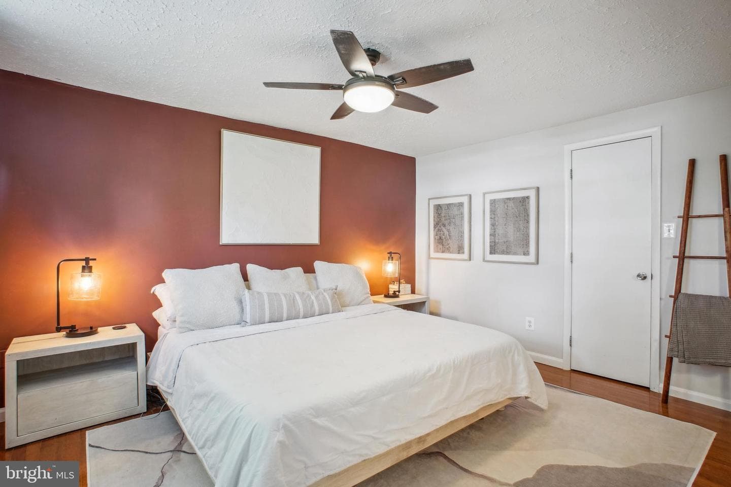 7923 Fitzroy Street photo 18