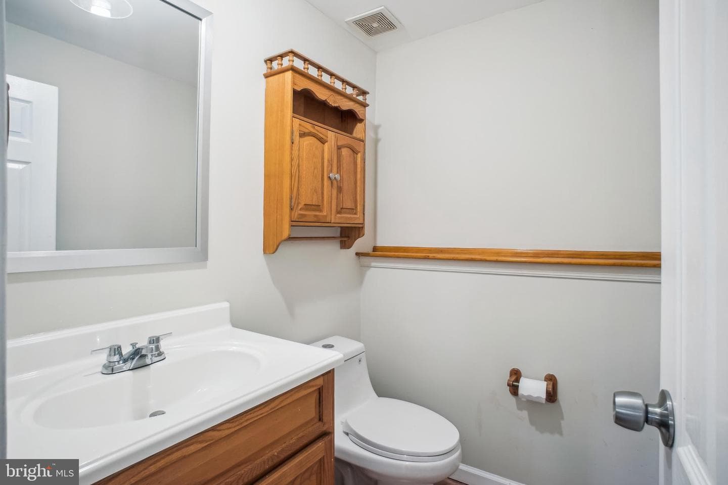 7923 Fitzroy Street photo 33
