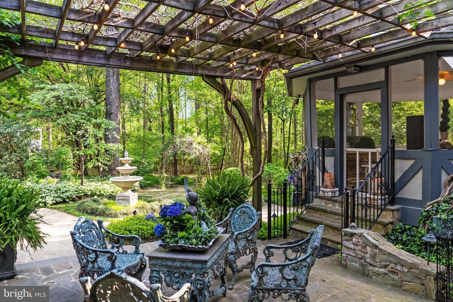 10205 Cedar Pond Drive photo 18