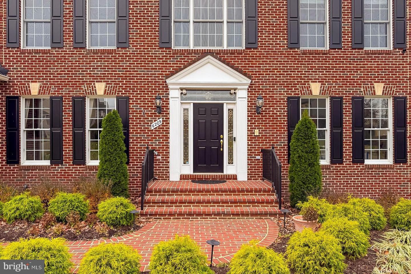 6209 Waterlily Court photo 9