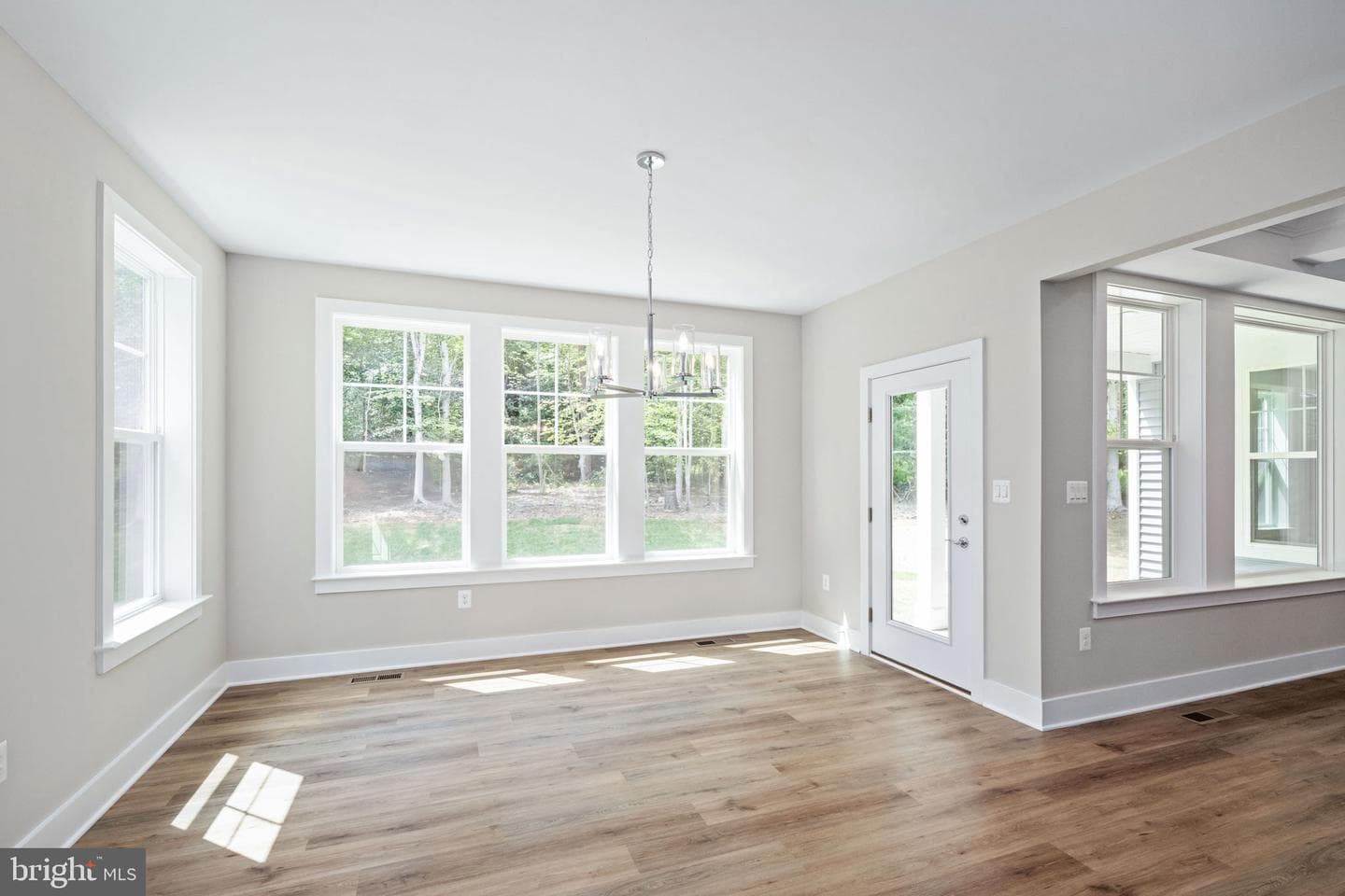 8761 Southern Oaks Place photo 38