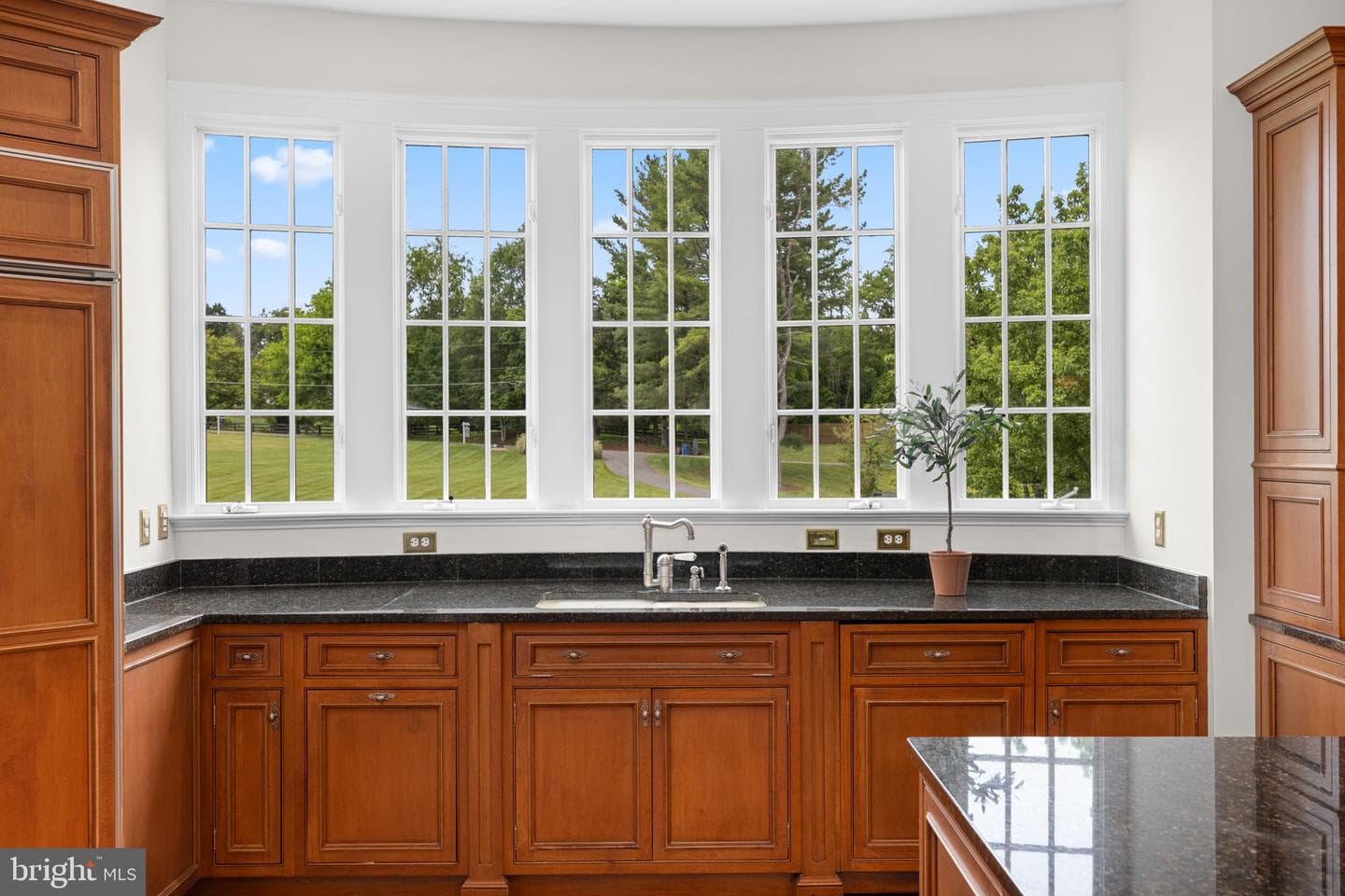 1205 Towlston Road photo 14