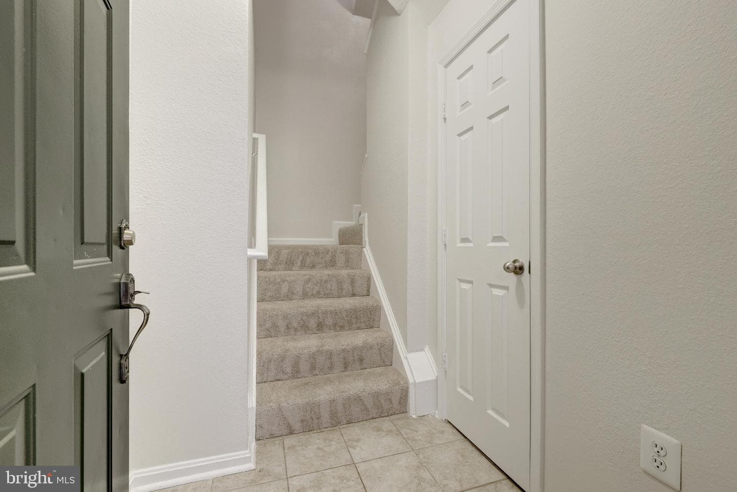 12912 Fair Briar Lane photo 3