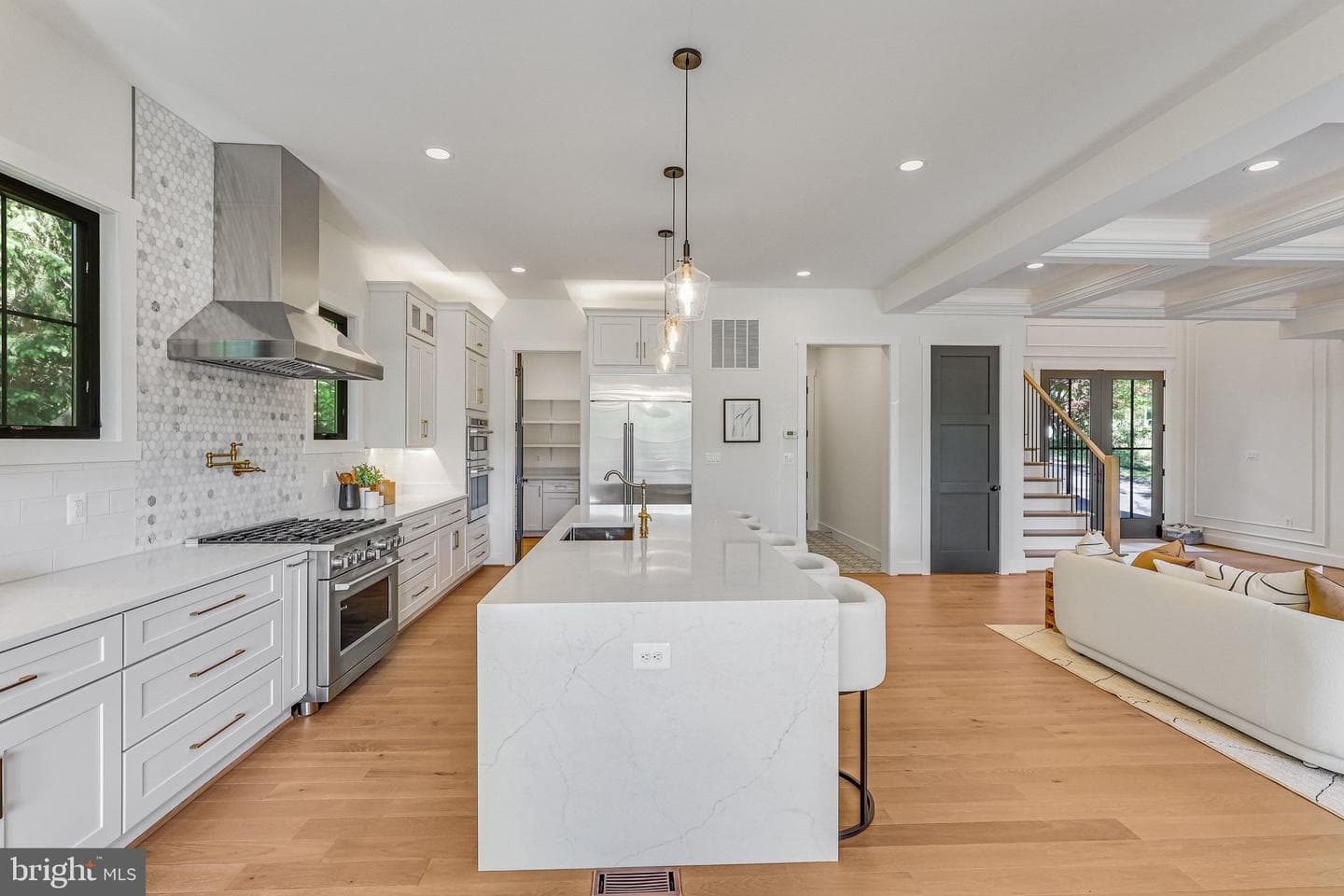 2129 Mckay Street photo 10