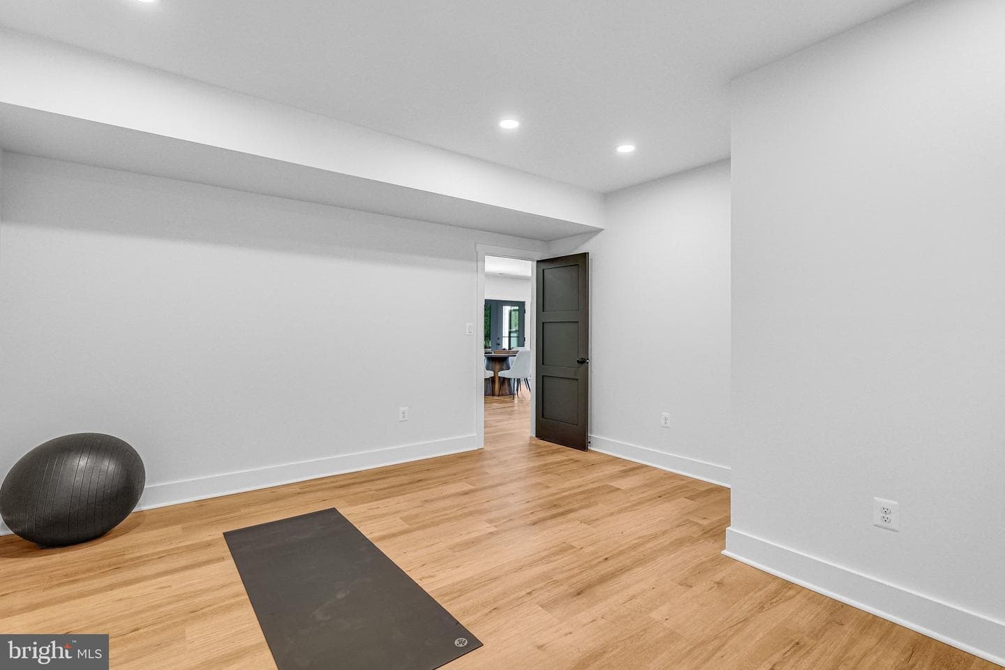 2129 Mckay Street photo 54