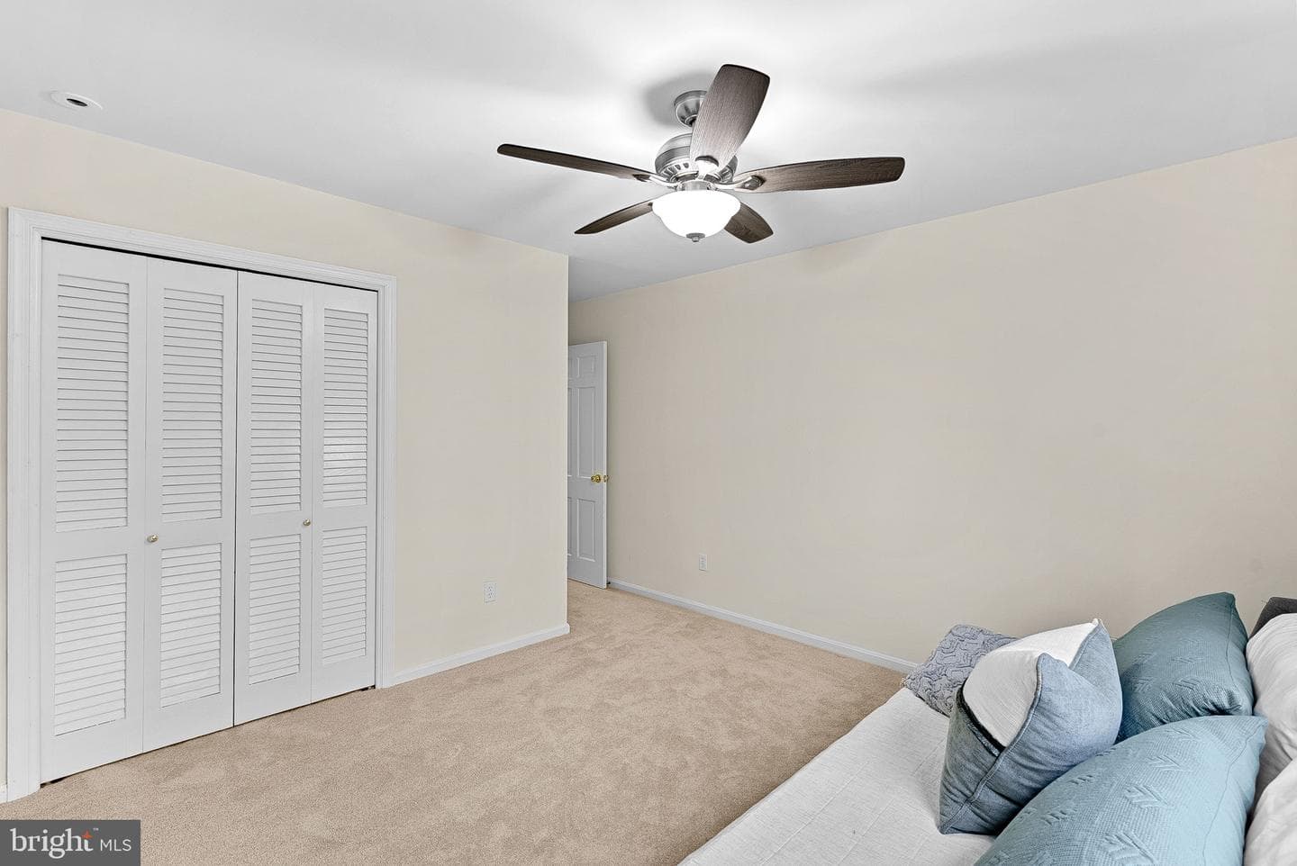 10207 Oxfordshire Road photo 51