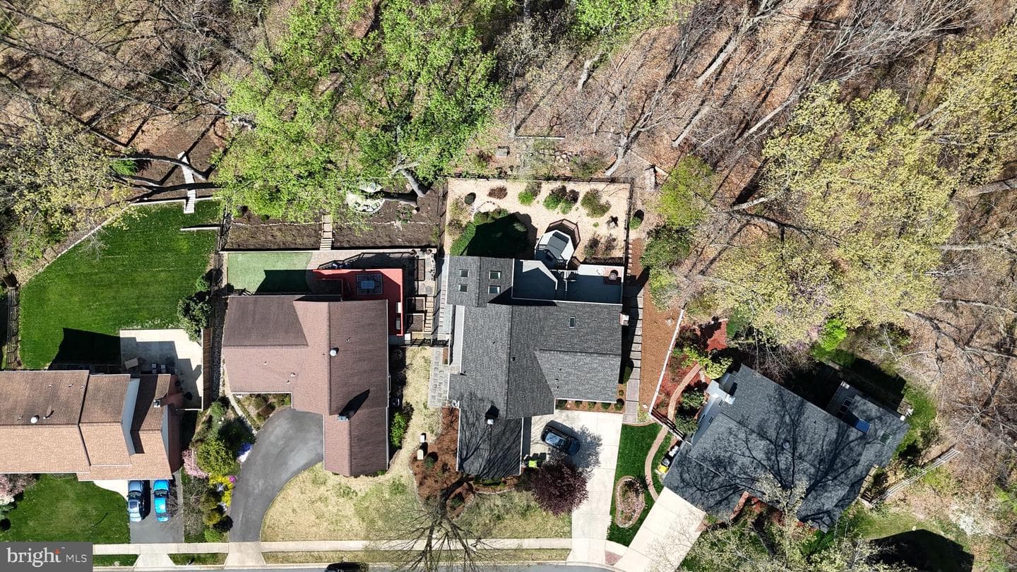6104 Harmon Place photo 8
