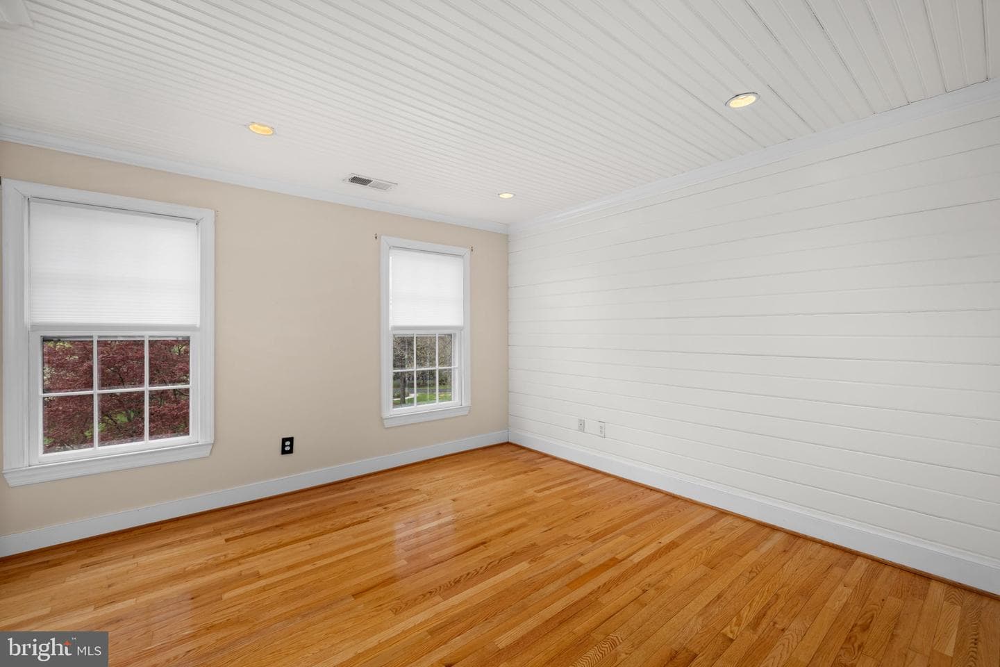 9849 South Park Circle photo 29