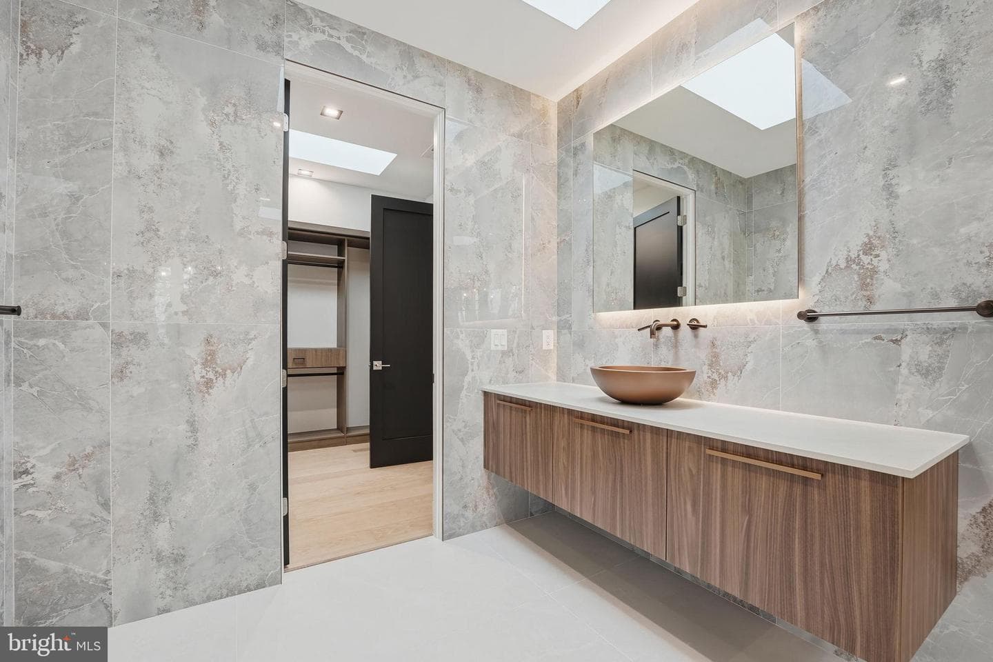 6910 Bright Avenue photo 76