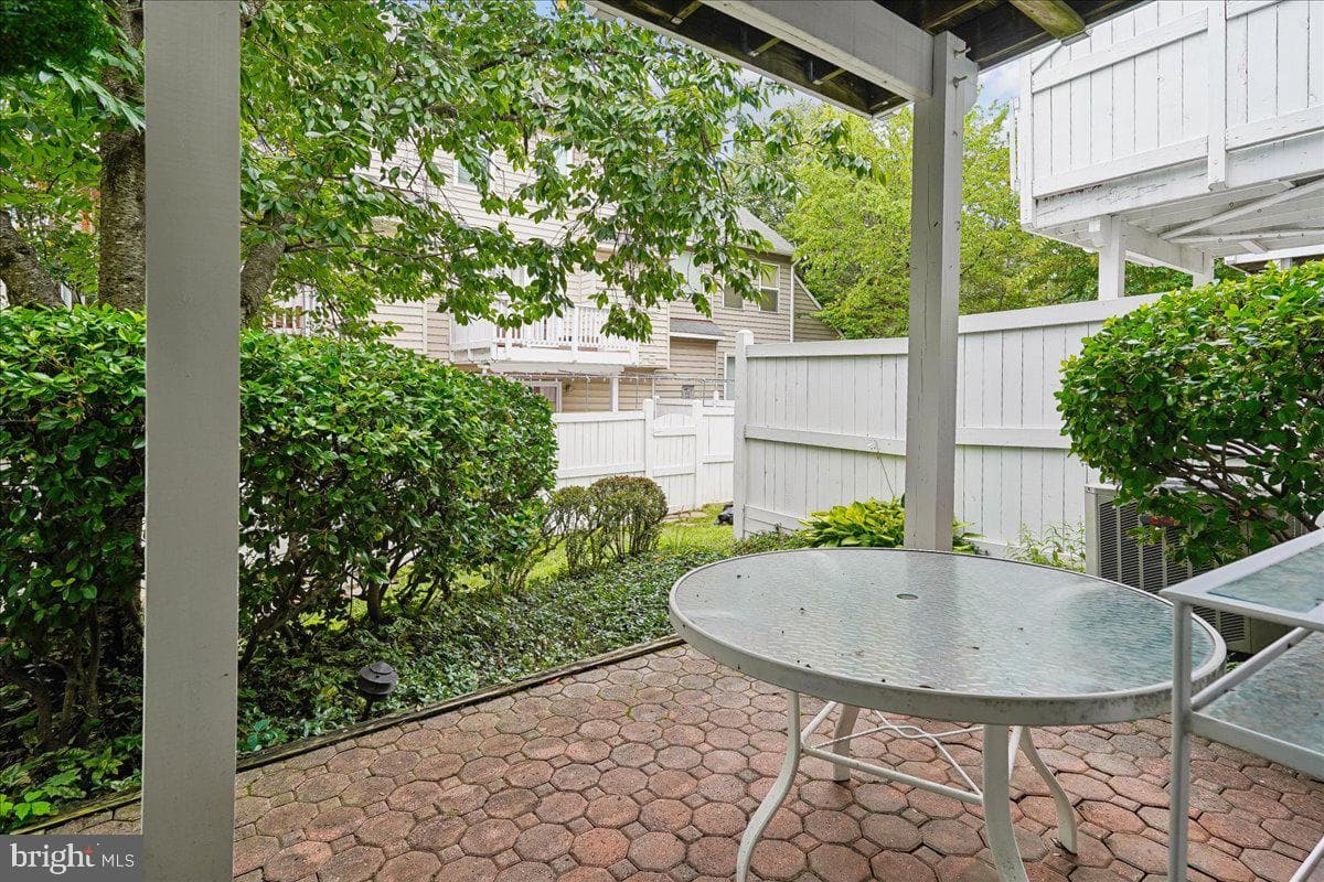 1711 Blue Flint Court photo 32