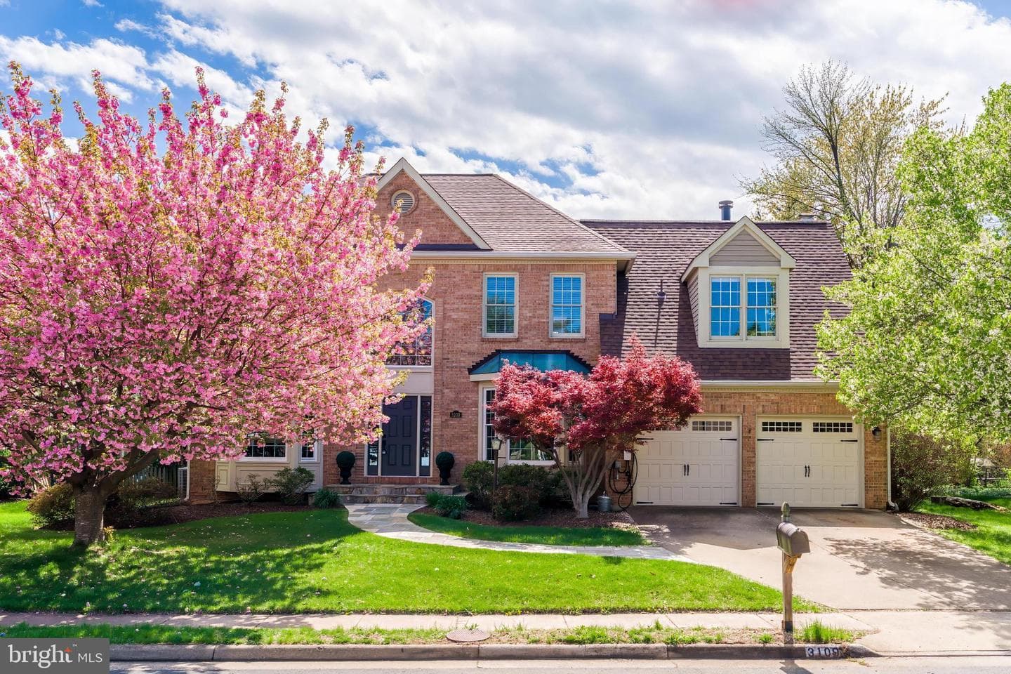 3109 Kinross Circle