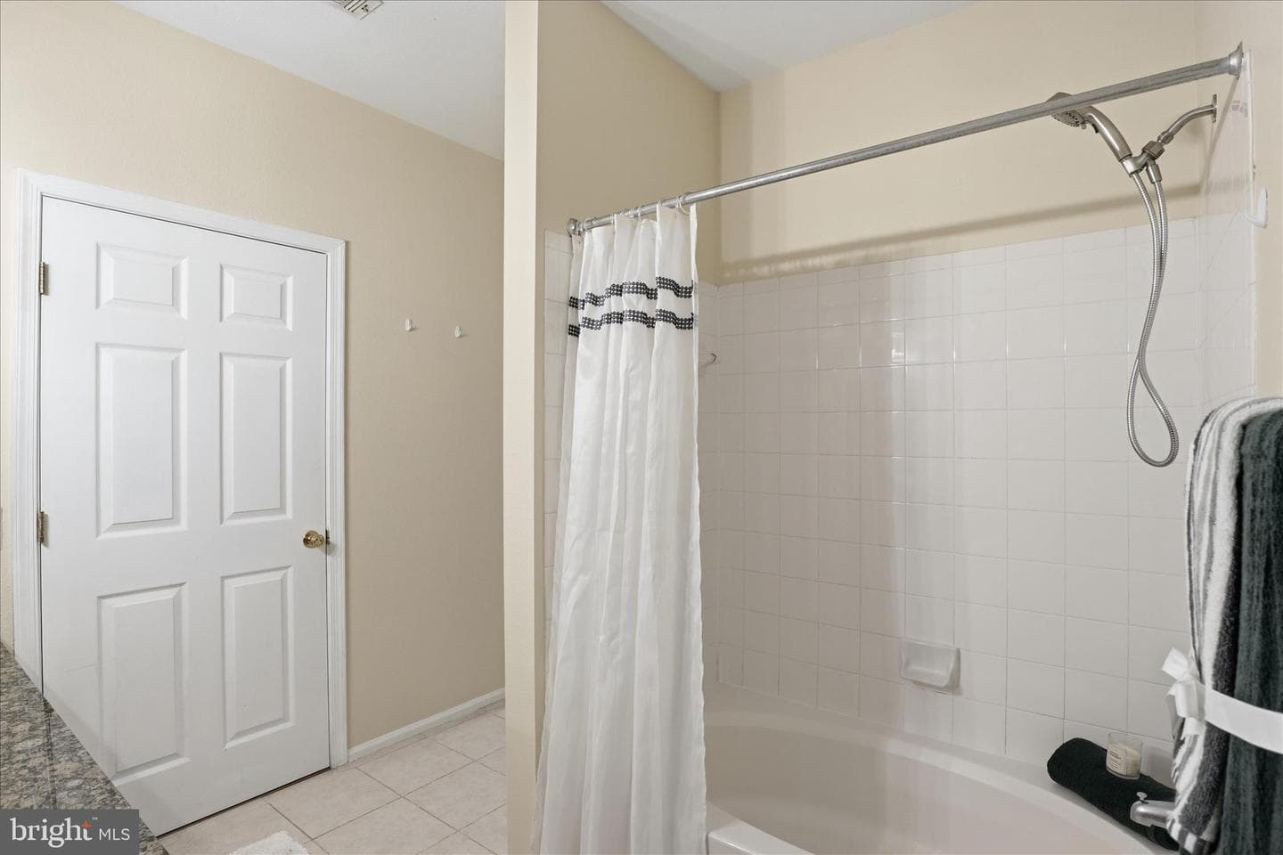 1600 Spring Gate Drive #2204 photo 28