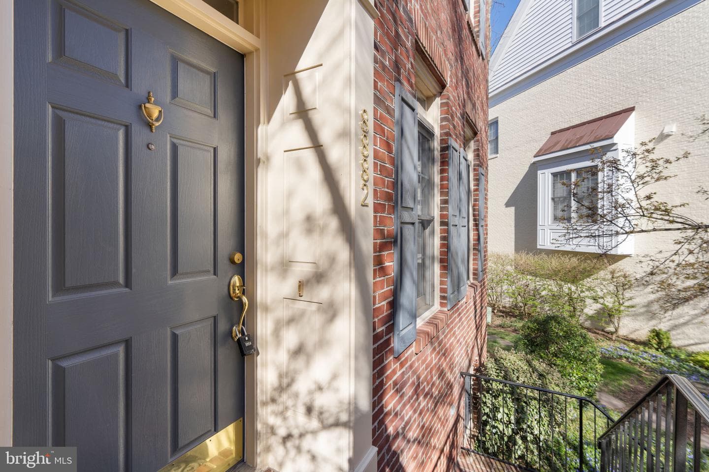 8882 Ashgrove House Lane photo 3