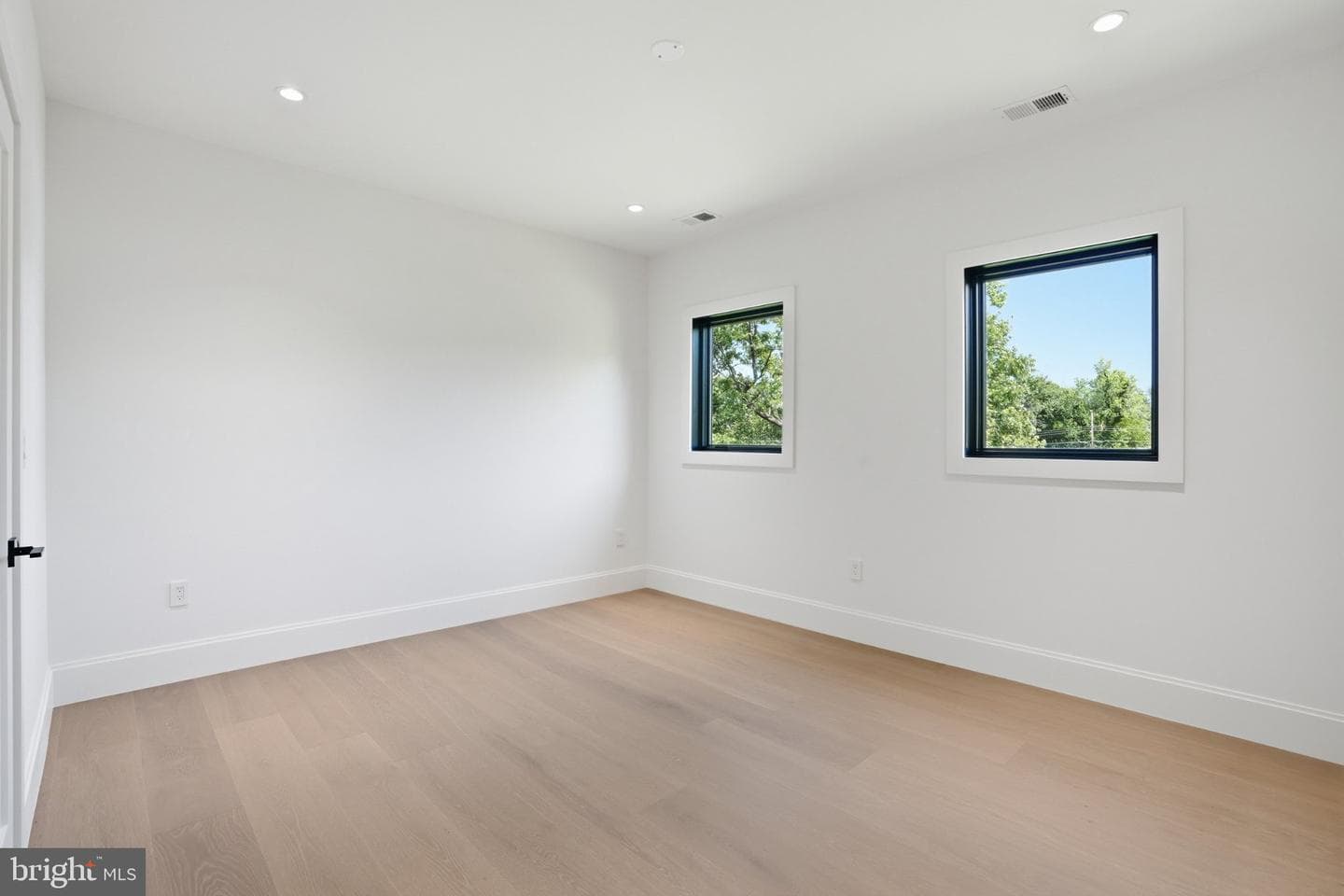 7421 Magarity Road photo 55