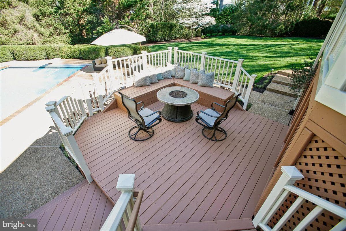 8405 Honeywood Court photo 91