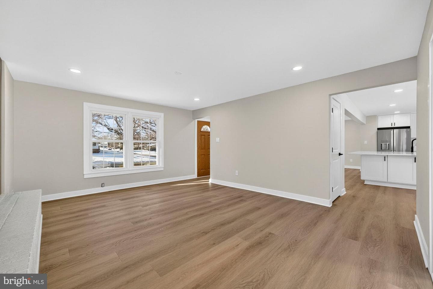 8612 Cottage Street photo 20