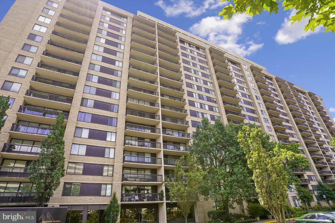 3713 S George Mason Drive #1506 photo 21