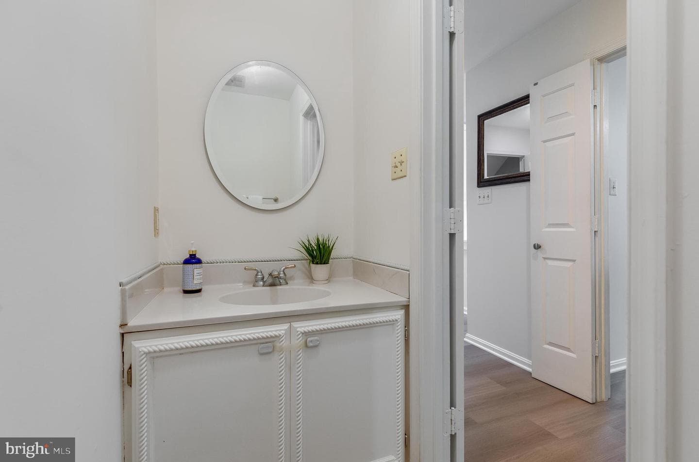 8051 Oak Hollow Lane photo 21