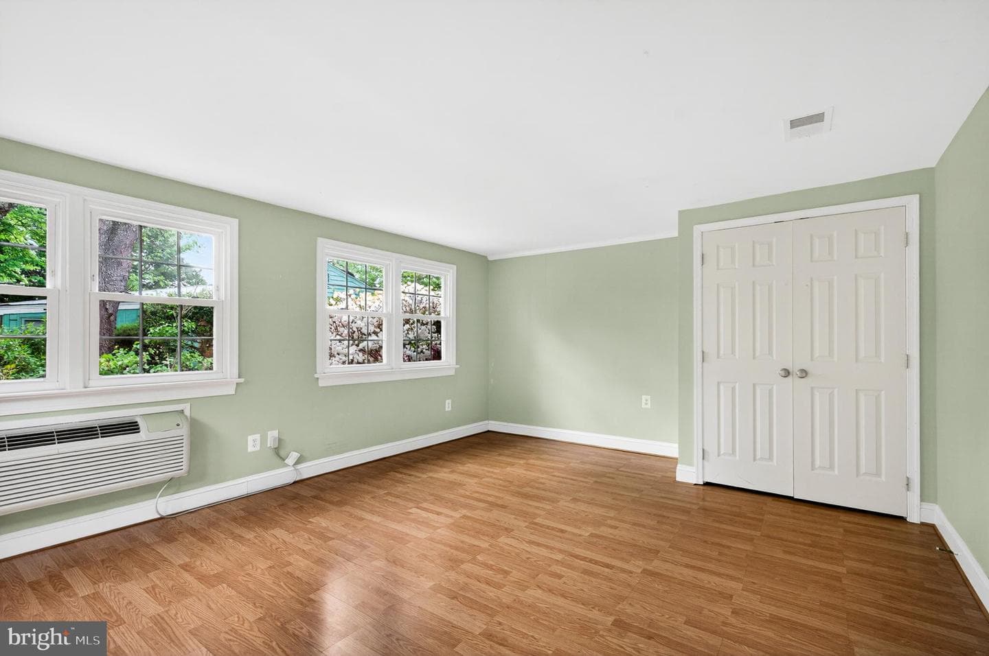 7909 Fairfax Road photo 14