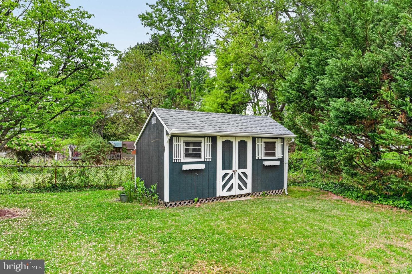 7909 Fairfax Road photo 34