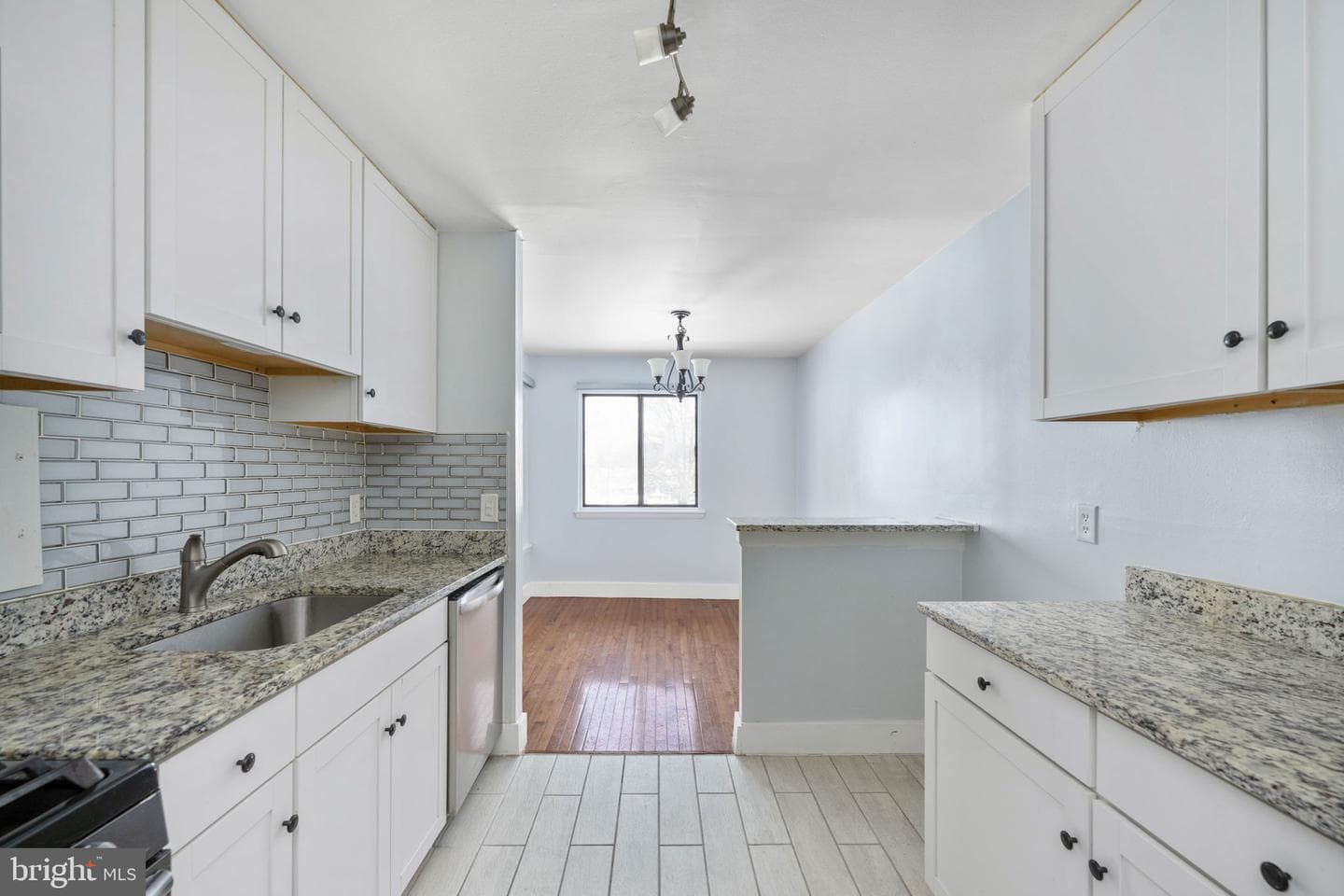 2844 Dover Lane #302 photo 13